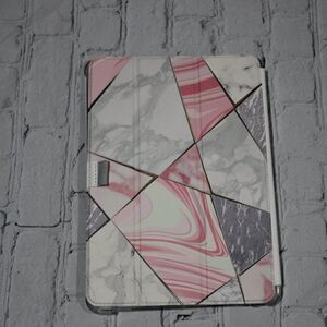 iPad 8th/7th Generation MARBLE Trifold Case 10.2"